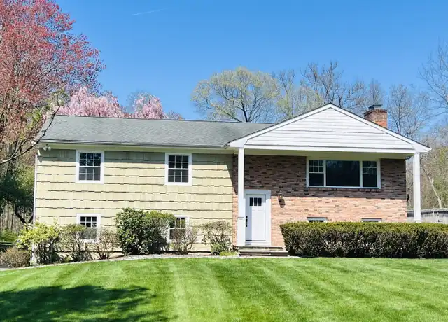 Property at 490 W Hill Rd, Stamford, CT, 06902, 3 beds, 2.5 baths, [object Object]