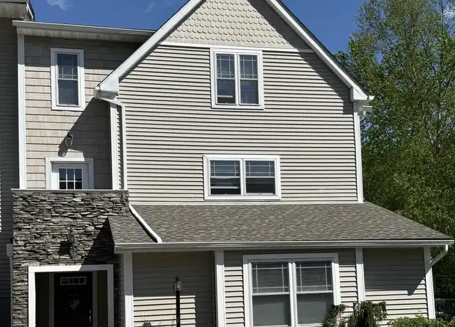 Property at 10 Stetson Pl Unit 10, Danbury, CT, 06811, 2 beds, 2.5 baths, [object Object]