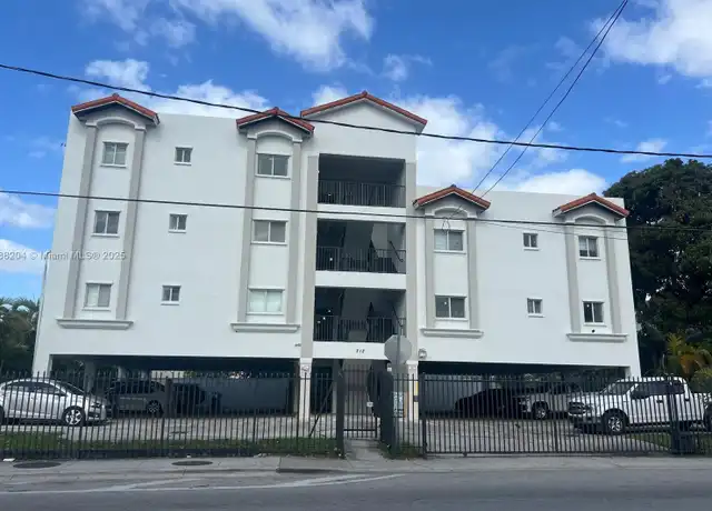 Property at 218 SW 8th Ave #202, Miami, FL, 33130, 2 beds, 1 bath, [object Object]