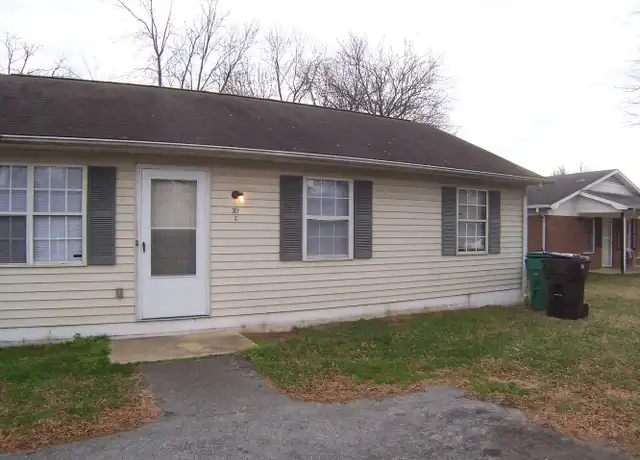 Property at 301 Coltrane Ave, High Point, NC, 27260, 3 beds, 1 bath, [object Object]