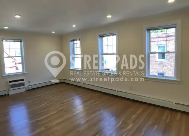 Property at 38 Harris St, Brookline, MA, 02446, 1 bed, 1 bath, [object Object]