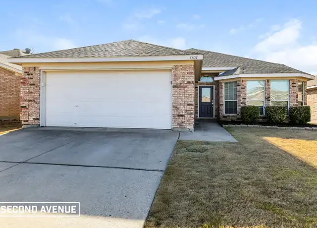 Property at 1304 Sierra Blanca Dr, Burleson, TX, 76028, 3 beds, 2 baths, [object Object]