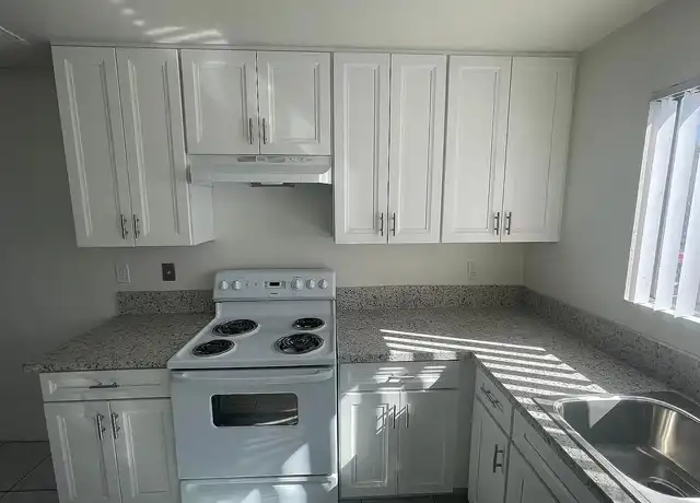 Property at 254 N Mollison Ave, El Cajon, CA, 92021, 2 beds, 1 bath, [object Object]
