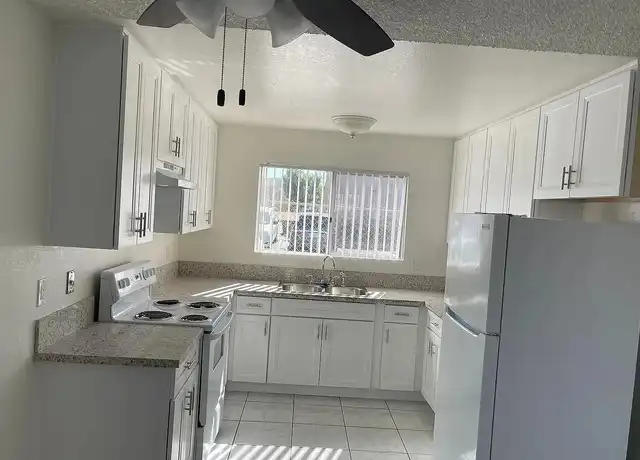 Property at 254 N Mollison Ave, El Cajon, CA, 92021, 2 beds, 1 bath, [object Object]