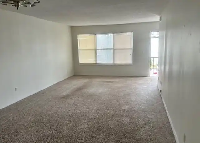 Property at 4009 Old Shell Rd Unit C16, Mobile, AL, 36608, 2 beds, 2 baths, [object Object]