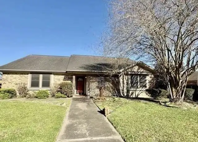 Property at 1218 Meadowridge Dr, Beaumont, TX, 77706, 3 beds, 2 baths, [object Object]
