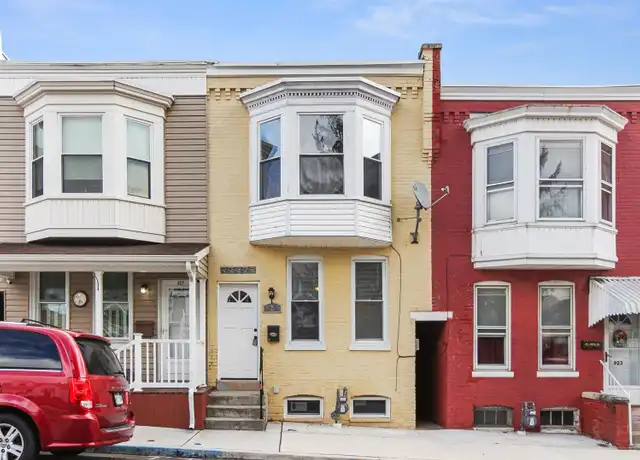 Property at 925 N Pine St, York, PA, 17404, 3 beds, 2 baths, [object Object]