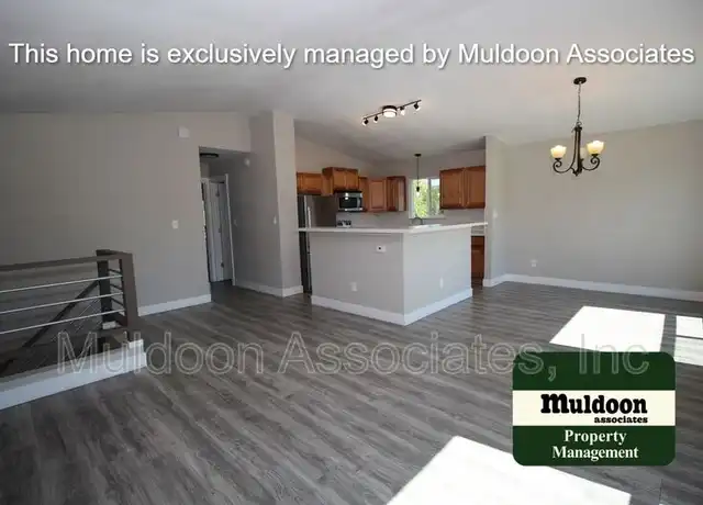 Property at 6708 Fredrick Dr, Colorado Springs, CO, 80918, 4 beds, 2 baths, [object Object]