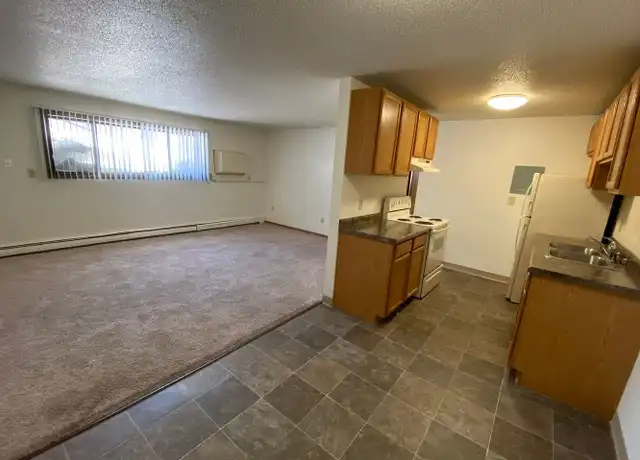 Property at 1125 19th St N Unit 08, Fargo, ND, 58102, 2 beds, 1 bath, [object Object]