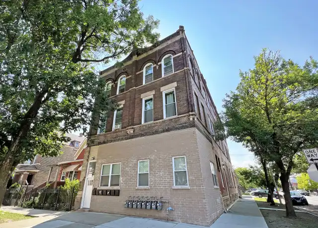 Property at 2400 S Troy St Unit 2R, Chicago, IL, 60623, 3 beds, 2 baths, [object Object]