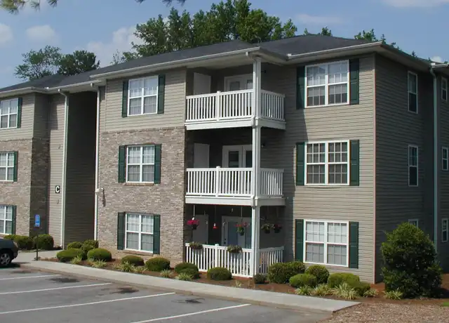 Property at 333 Kimbrell Rd, Taylors, SC, 29687, 2 beds, 2 baths, [object Object]