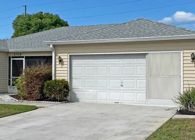 Property at 1019 Penguin Pl, Lakeland, FL, 33809, 3 beds, 2 baths, [object Object]