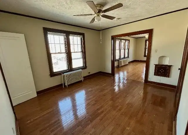 Property at 707 S 2nd St, Springfield, IL, 62704, 1 bed, 1 bath, [object Object]