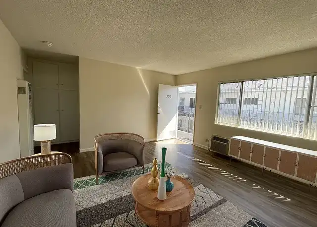 Property at 460 W. Doran St. Glendale CA - 460 W Doran St, Glendale, CA, 91203, 1-2 bed, 1 bath, [object Object]