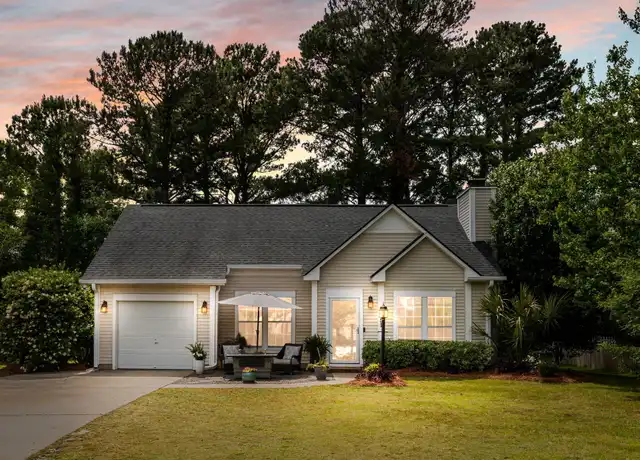 Property at 451 S Piazza Ct, Mount Pleasant, SC, 29464, 3 beds, 2 baths, [object Object]