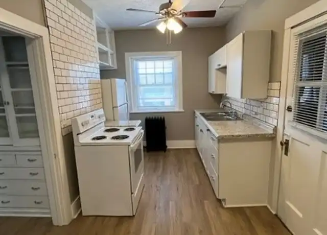 Property at 3860 Harney St Unit 4, Omaha, NE, 68131, 2 beds, 1.5 baths, [object Object]