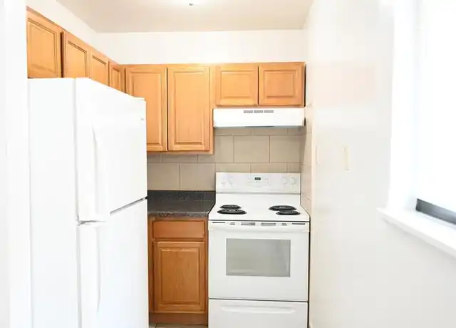 Property at 140 Washington St Unit A4, East Orange, NJ, 07017, 1 bed, 1 bath, [object Object]