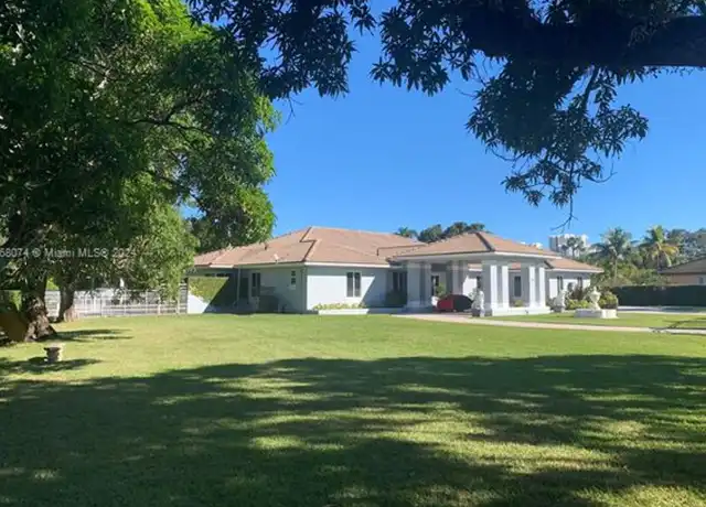 Property at 7625 SW 75th Ave, Miami, FL, 33143, 6 beds, 4 baths, [object Object]