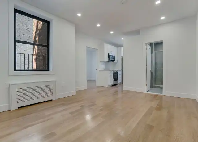 Property at 185 E 3rd St Unit 48, New York, NY, 10009, 1 bed, 1 bath, [object Object]