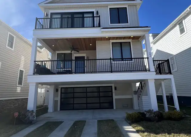 Property at 22 N Fredericksburg Ave Unit WEEKLY IN JULY!, Margate City, NJ, 08402, 4 beds, 4.5 baths, [object Object]