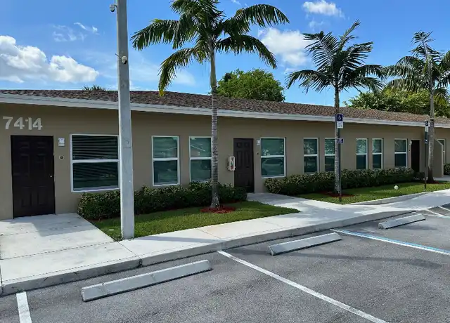 Property at 7410 SW 10th Ct Unit 204, North Lauderdale, FL, 33068, 2 beds, 2 baths, [object Object]