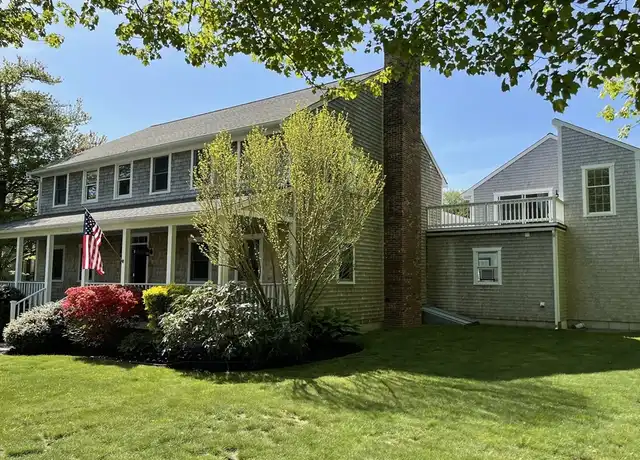 Property at 55 William St, Dartmouth, MA, 02748, 5 beds, 3.5 baths, [object Object]