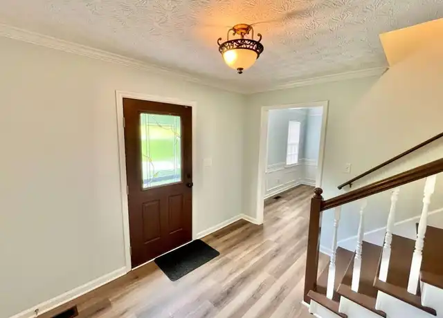 Property at 93 Radford Cir SW, Marietta, GA, 30060, 4 beds, 2.5 baths, [object Object]