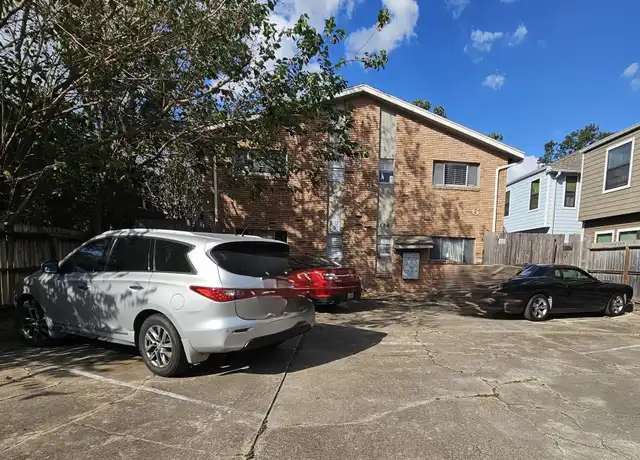 Property at 1806 W Main St Unit 8, Houston, TX, 77098, 1 bed, 1 bath, [object Object]