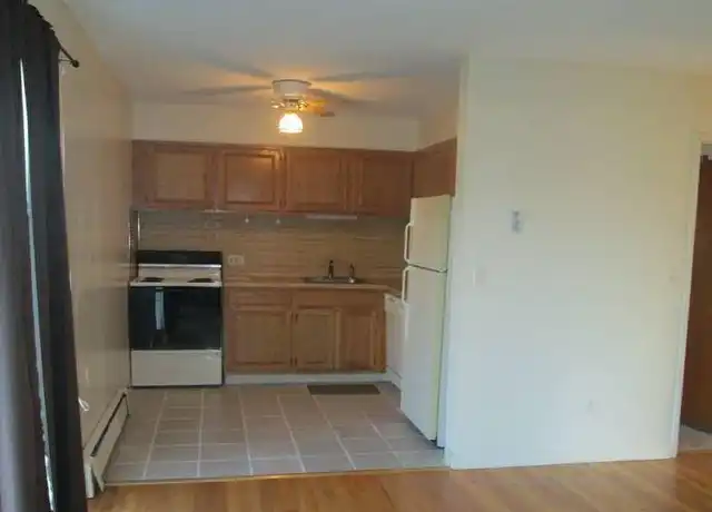 Property at Pondview Apartments - 360 Highland Ave, Cheshire, CT, 06410, 1 bed, 1 bath, [object Object]