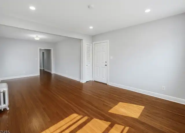 Property at 148 Columbia Ave, Newark, NJ, 07106, 2 beds, 1 bath, [object Object]