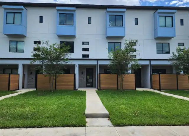 Property at 532 W Plaza Pl, Tampa, FL, 33602, 3 beds, 3.5 baths, [object Object]