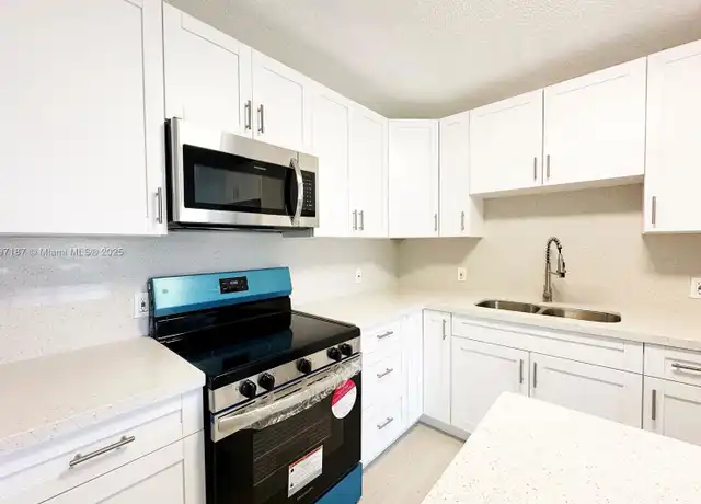 Property at 5958 NW 29th Pl #111, Sunrise, FL, 33313, 4 beds, 2.5 baths, [object Object]