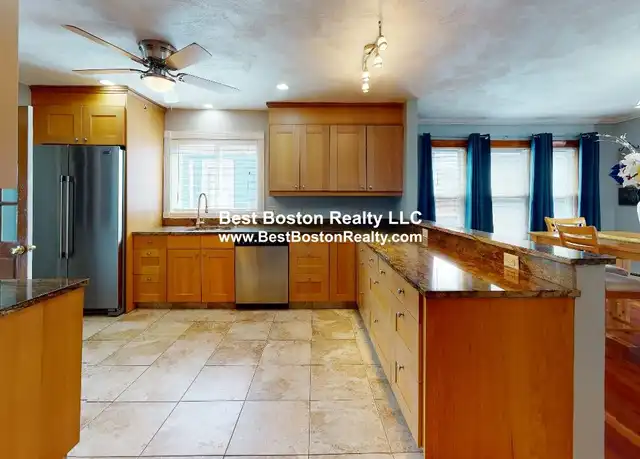 Property at 19 Gordon St Unit 2, Somerville, MA, 02144, 4 beds, 2 baths, [object Object]
