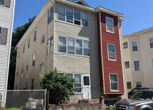 Property at 9 W Oberlin St Unit 2, Worcester, MA, 01610, 3 beds, 1 bath, [object Object]