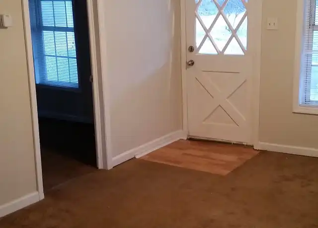 Property at 5510 Lakeview Dr, Austell, GA, 30106, 2 beds, 2 baths, [object Object]