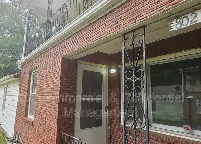 Property at 802 E 75th Ter, Kansas City, MO, 64131, 2 beds, 1.5 baths, [object Object]