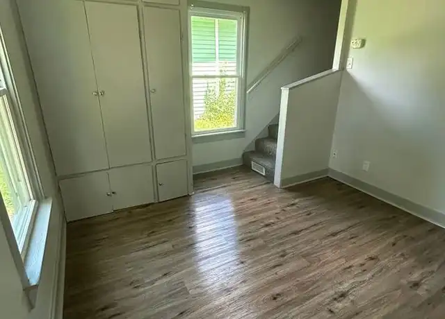 Property at 1444 8th St, Des Moines, IA, 50314, 4 beds, 1 bath, [object Object]