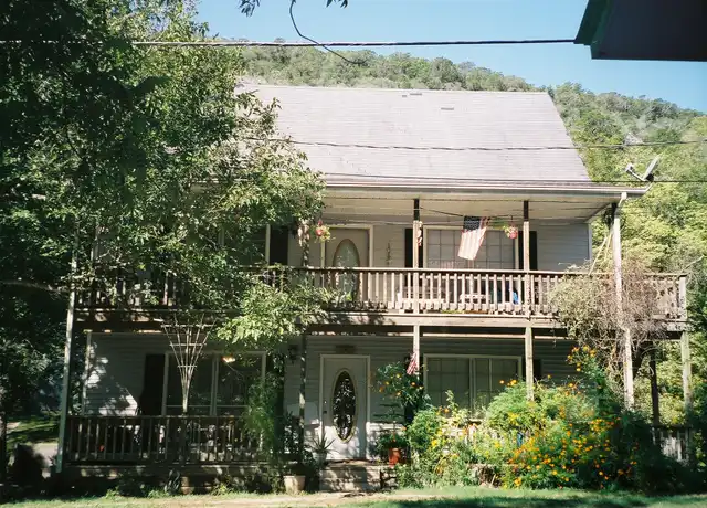 Property at 8031 River Rd, New Braunfels, TX, 78132, 2 beds, 1 bath, [object Object]