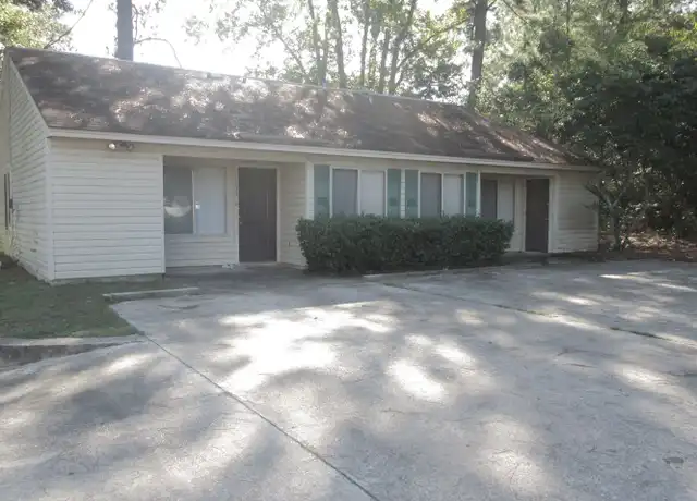 Property at 1035 Saratoga St Unit 1035 Saratoga, Ruston, LA, 71270, 3 beds, 1 bath, [object Object]