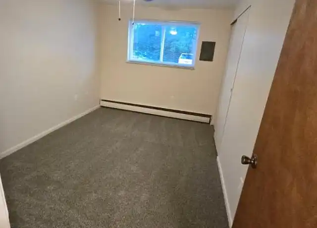 Property at 132 Imperial Ct, Vandalia, OH, 45377, 1 bed, 1 bath, [object Object]