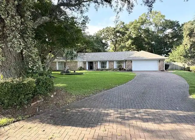 Property at 6740 Bunker Hill Cir, Pensacola, FL, 32506, 4 beds, 2.5 baths, [object Object]