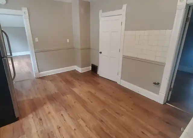 Property at 3220 W Greenfield Ave Unit 3220A (Upper), Milwaukee, WI, 53215, 4 beds, 1 bath, [object Object]