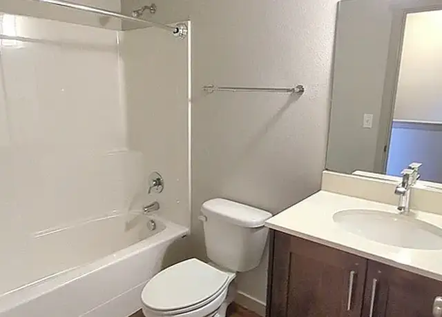 Photo of 15790 SW Oregon St, Sherwood, OR 97140