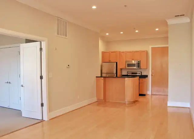 Property at 1515 O St NW Unit 210, Washington, DC, 20005, 2 beds, 2 baths, [object Object]