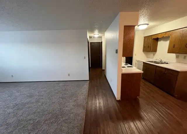 Property at 1102 Westrac Dr Unit 205, Fargo, ND, 58103, 1 bed, 1 bath, [object Object]