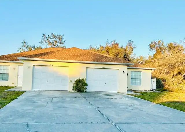 Property at 4542 28th St SW, Lehigh Acres, FL, 33973, 3 beds, 2 baths, [object Object]