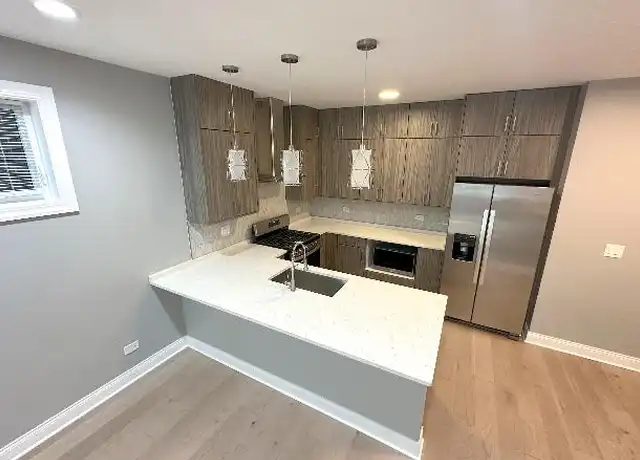 Property at 4952 S Michigan Ave, Chicago, IL, 60615, 3 beds, 2 baths, [object Object]