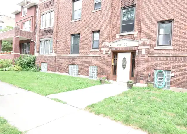 Property at 2106 W Wilson Ave Unit 3, Chicago, IL, 60625, 2 beds, 1.5 baths, [object Object]