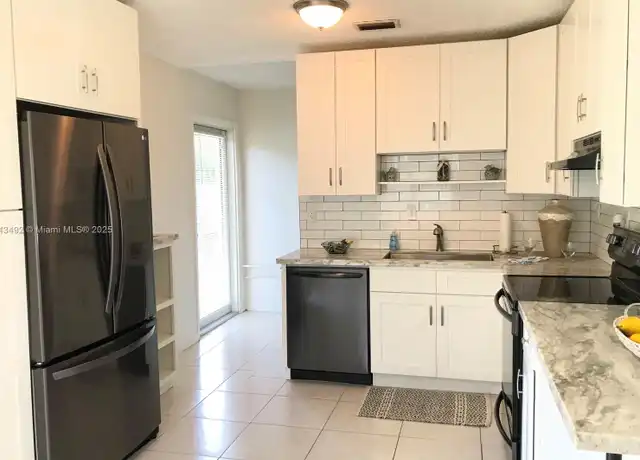 Property at 10525 SW 77th Ct Unit 10525, Miami, FL, 33156, 3 beds, 2 baths, [object Object]