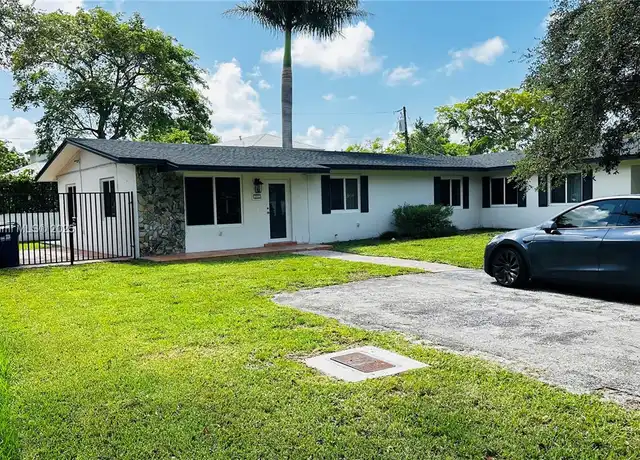 Property at 10525 SW 77th Ct Unit 10525, Miami, FL, 33156, 3 beds, 2 baths, [object Object]